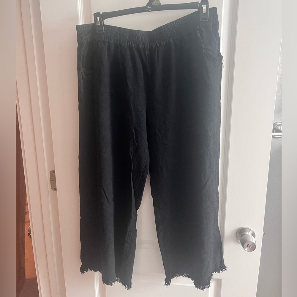 Umgee black frayed wide leg pants